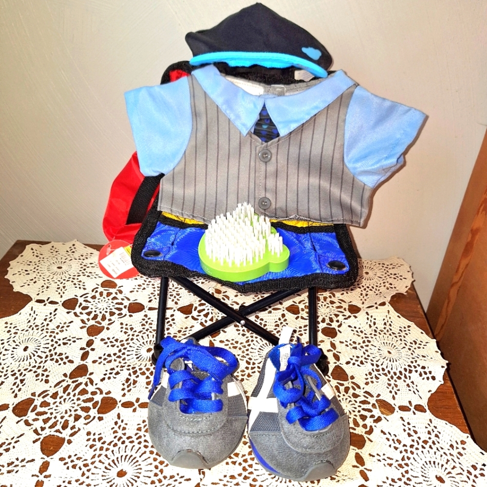 Build-A-Bear Accessories Set, 3 Years & UP(chair NWT)